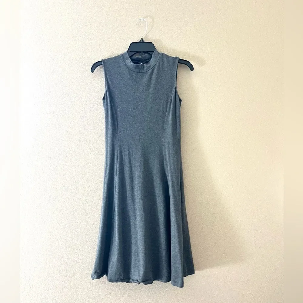 a line dress uniqlo UNIQLO BLUE A-LINE DRESS size S, fits true to